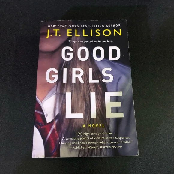 🍑 3/20$ 🍑 Good Girls Lie - Picture 2 of 4